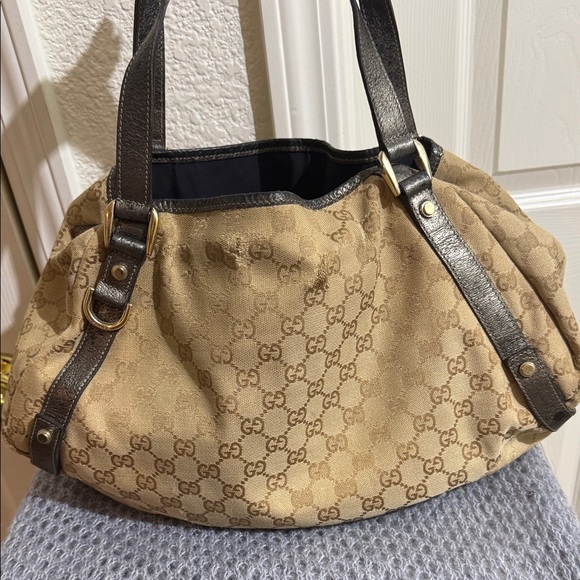 Gucci Beige and Dark Brown Shoulder Bag